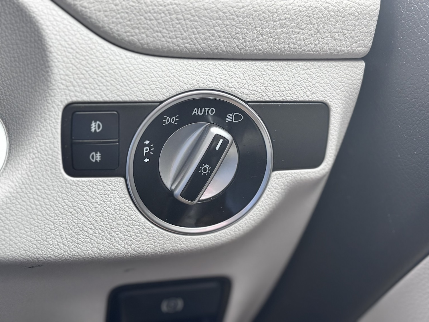 Used Mercedes-Benz GLA 2018 for sale - 77774821: Photo 63