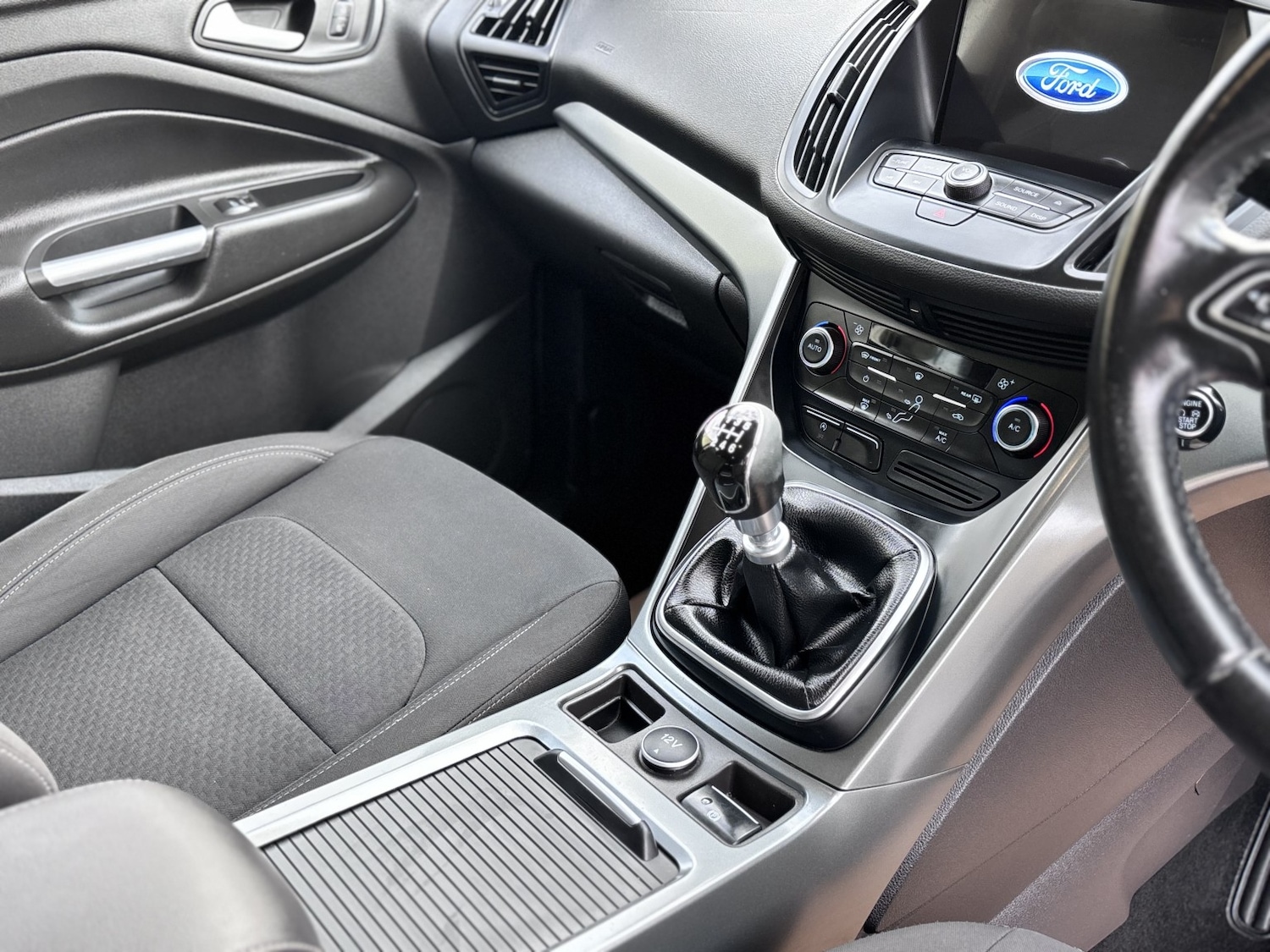 Used Ford Kuga 2018 for sale - 77084257: Photo 37