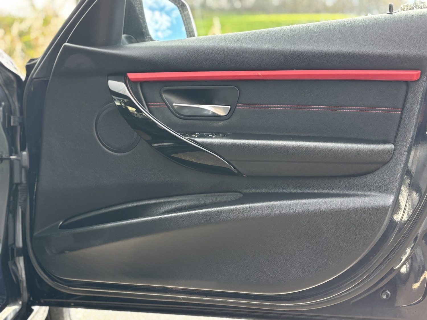 Used BMW 3 Series 2016 for sale - 76687152: Photo 32