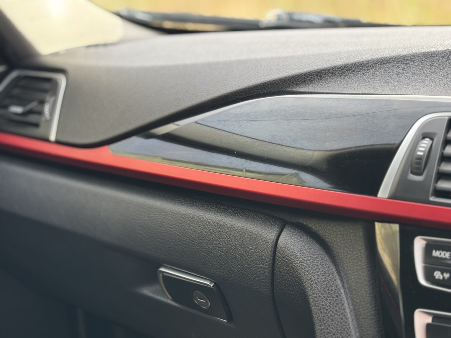 Used BMW 3 Series 2016 for sale - 76687152: Photo 43