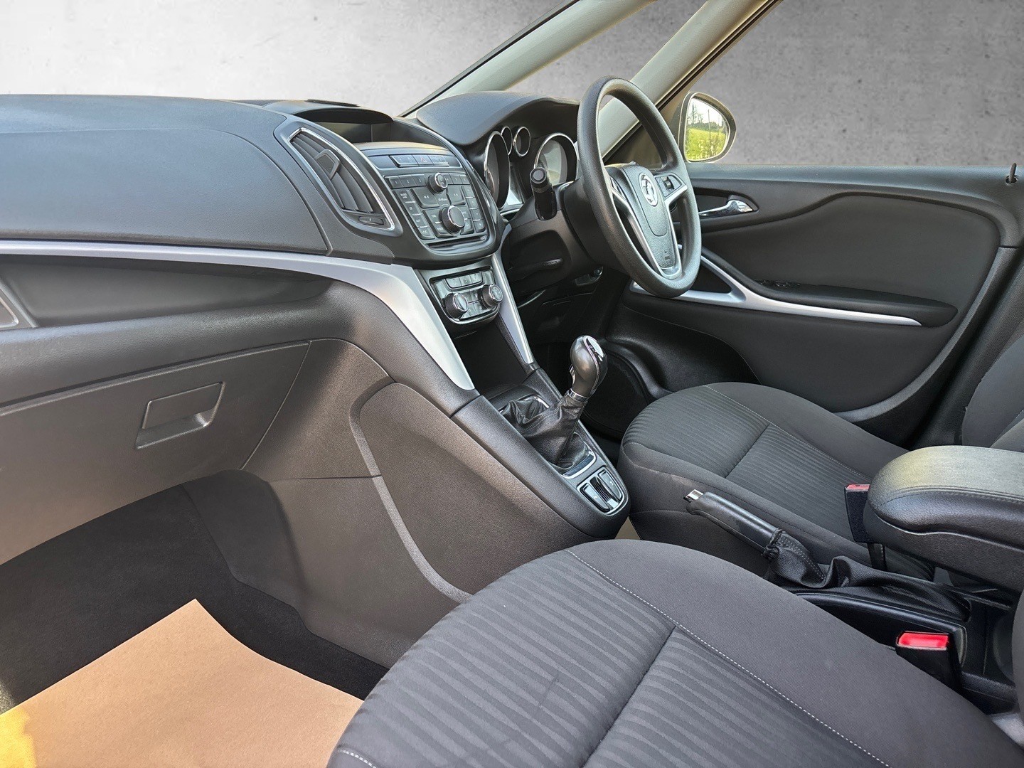 Used Vauxhall Zafira 2015 for sale - 77968667: Photo 13