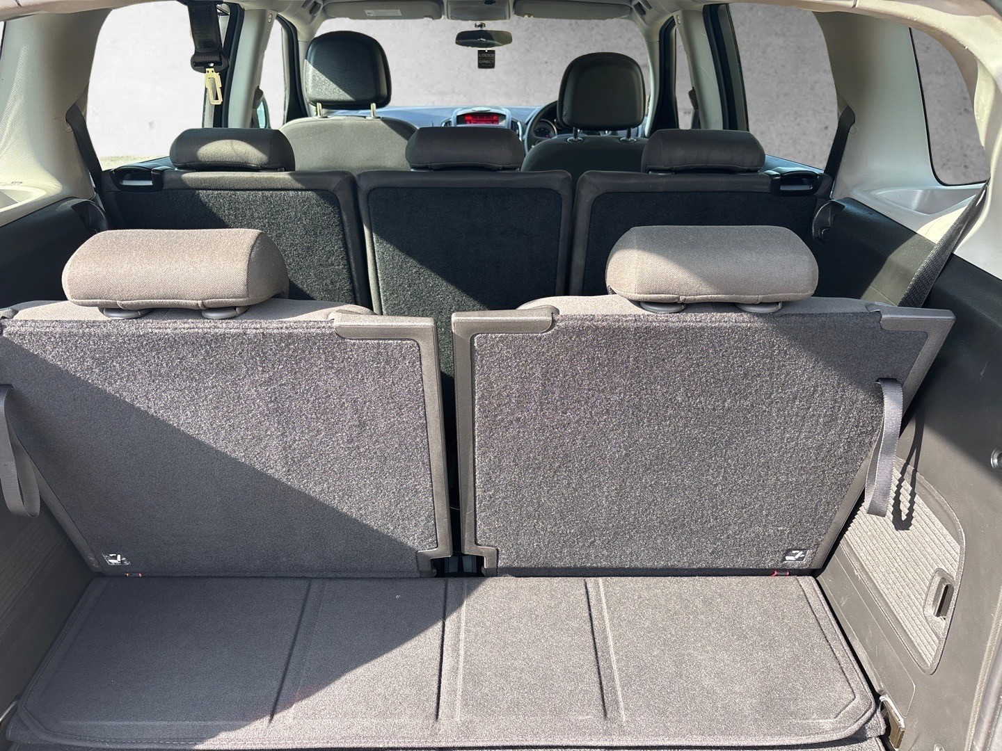 Used Vauxhall Zafira 2015 for sale - 77968667: Photo 18