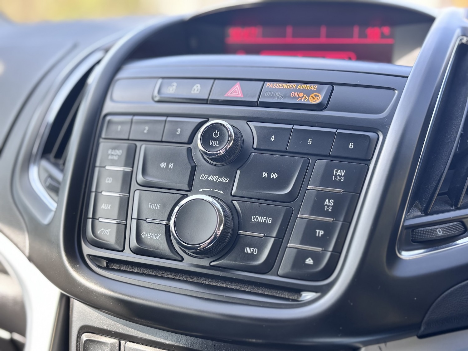 Used Vauxhall Zafira 2015 for sale - 77968667: Photo 37