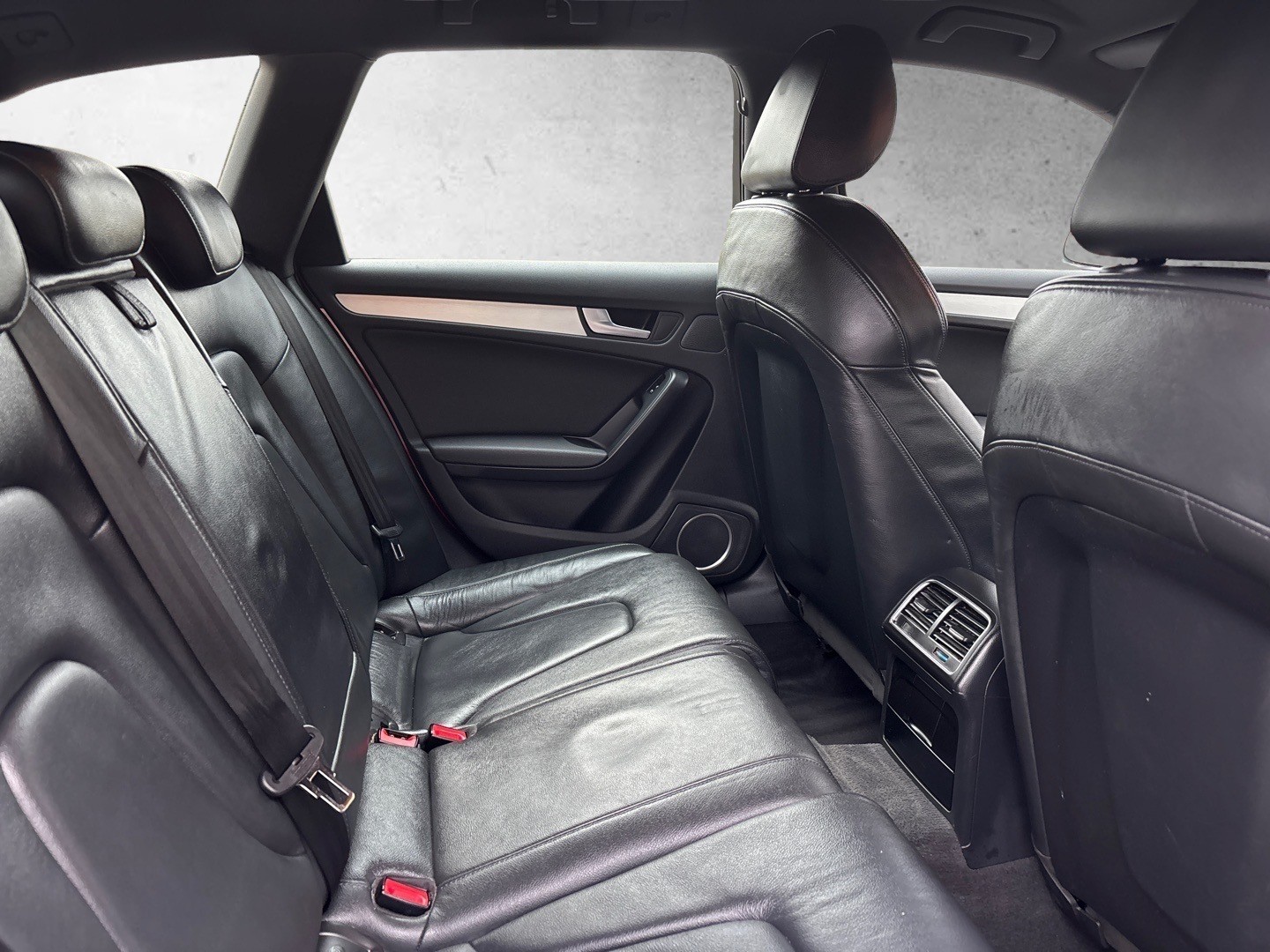 Used Audi S4 2011 for sale - 76859139: Photo 14