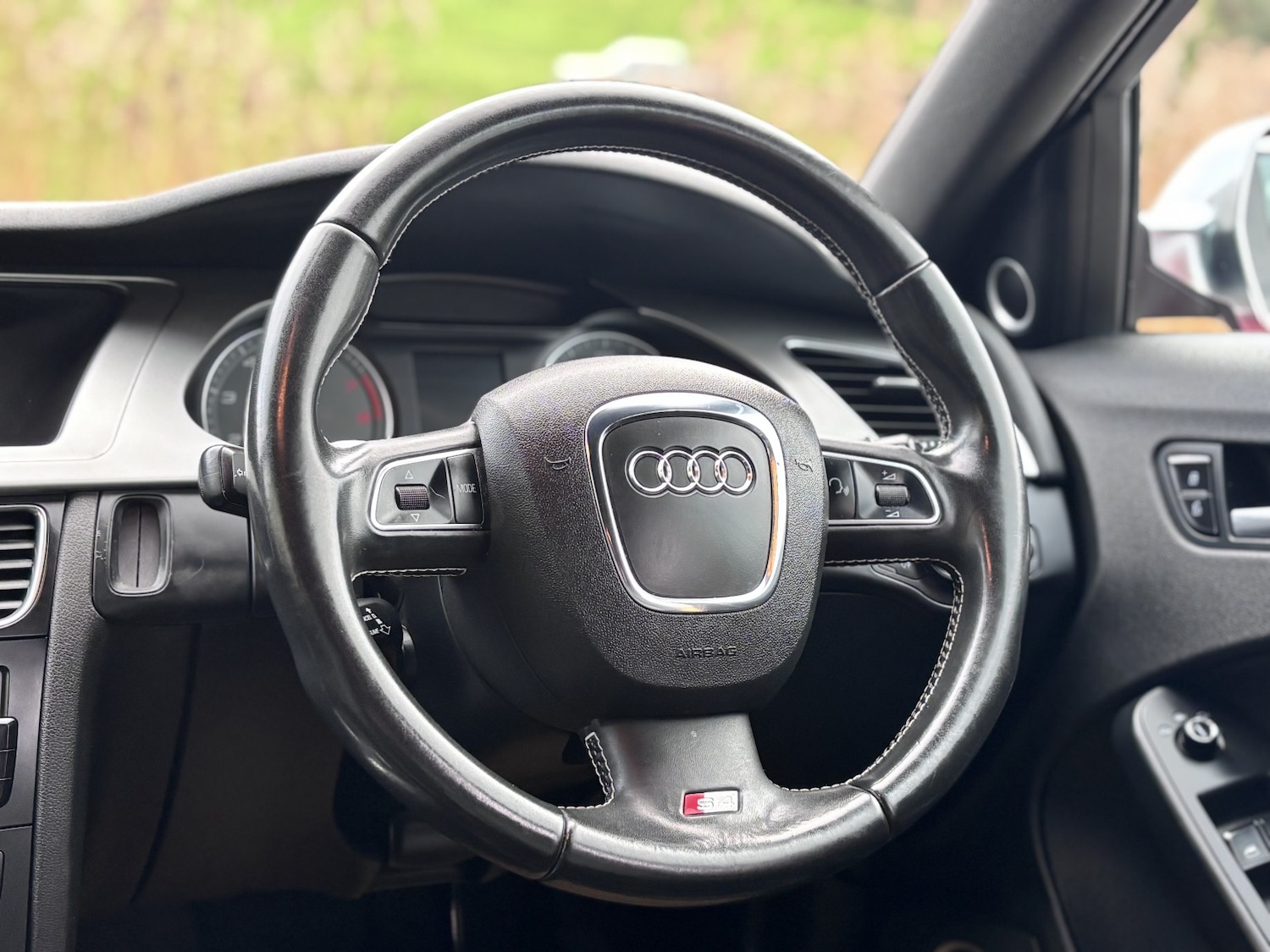 Used Audi S4 2011 for sale - 76859139: Photo 42