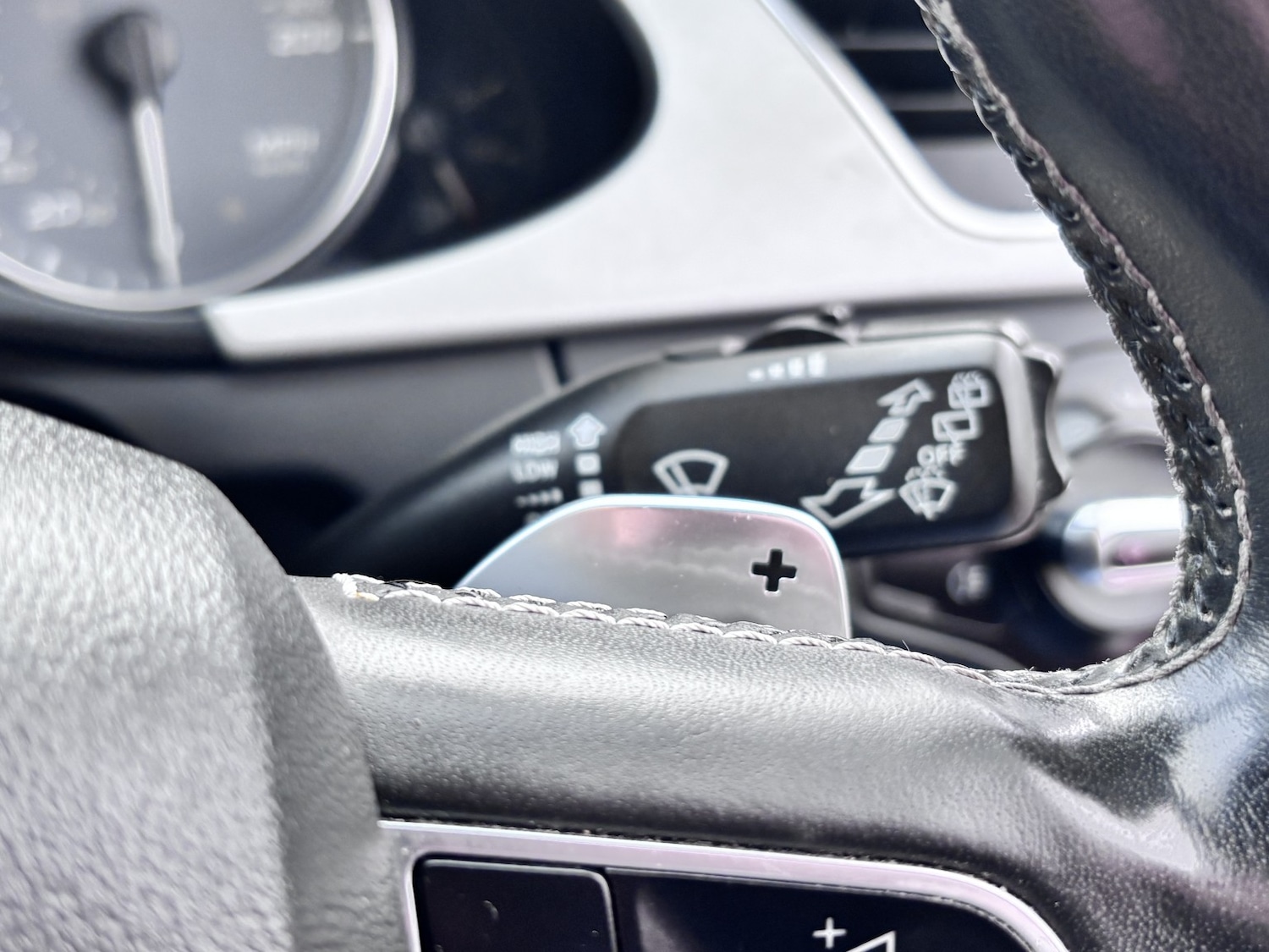 Used Audi S4 2011 for sale - 76859139: Photo 48