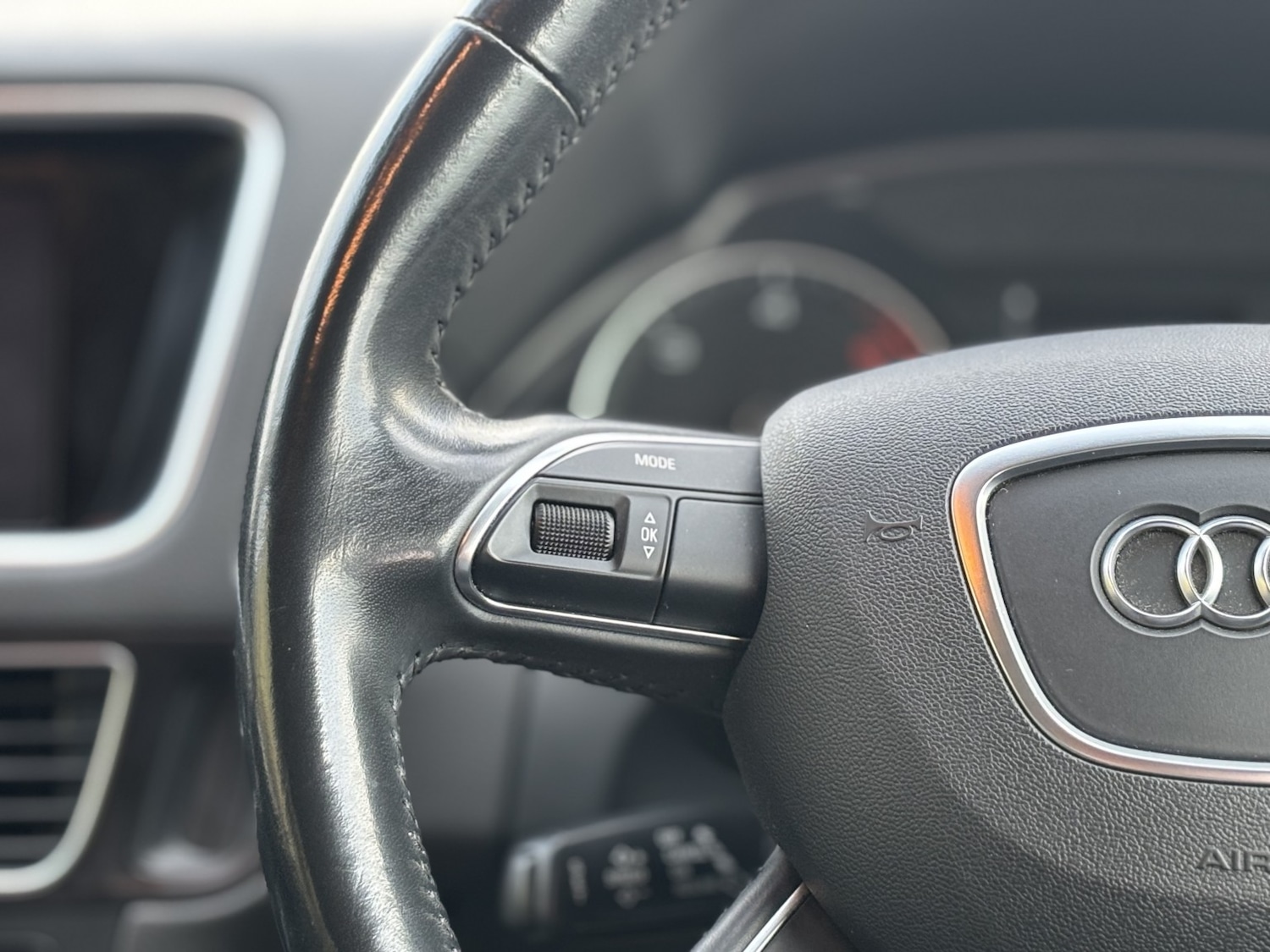 Used Audi Q5 2015 for sale - 77073156: Photo 42