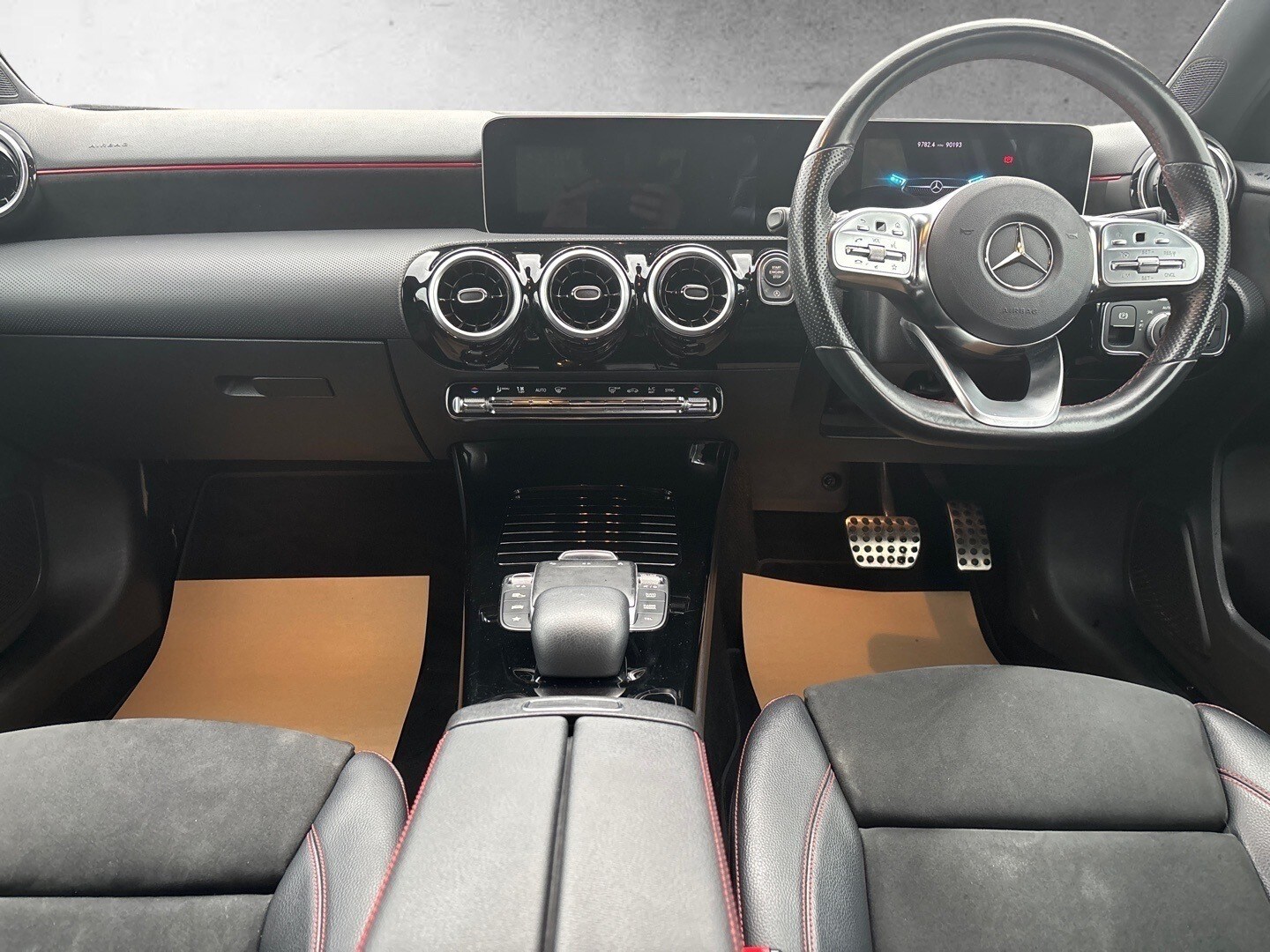 Used Mercedes-Benz A-Class 2020 for sale - 77766391: Photo 12