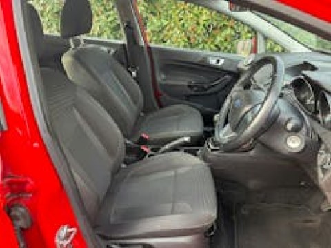 Used Ford Fiesta 2016 for sale - 77937891: Photo 2