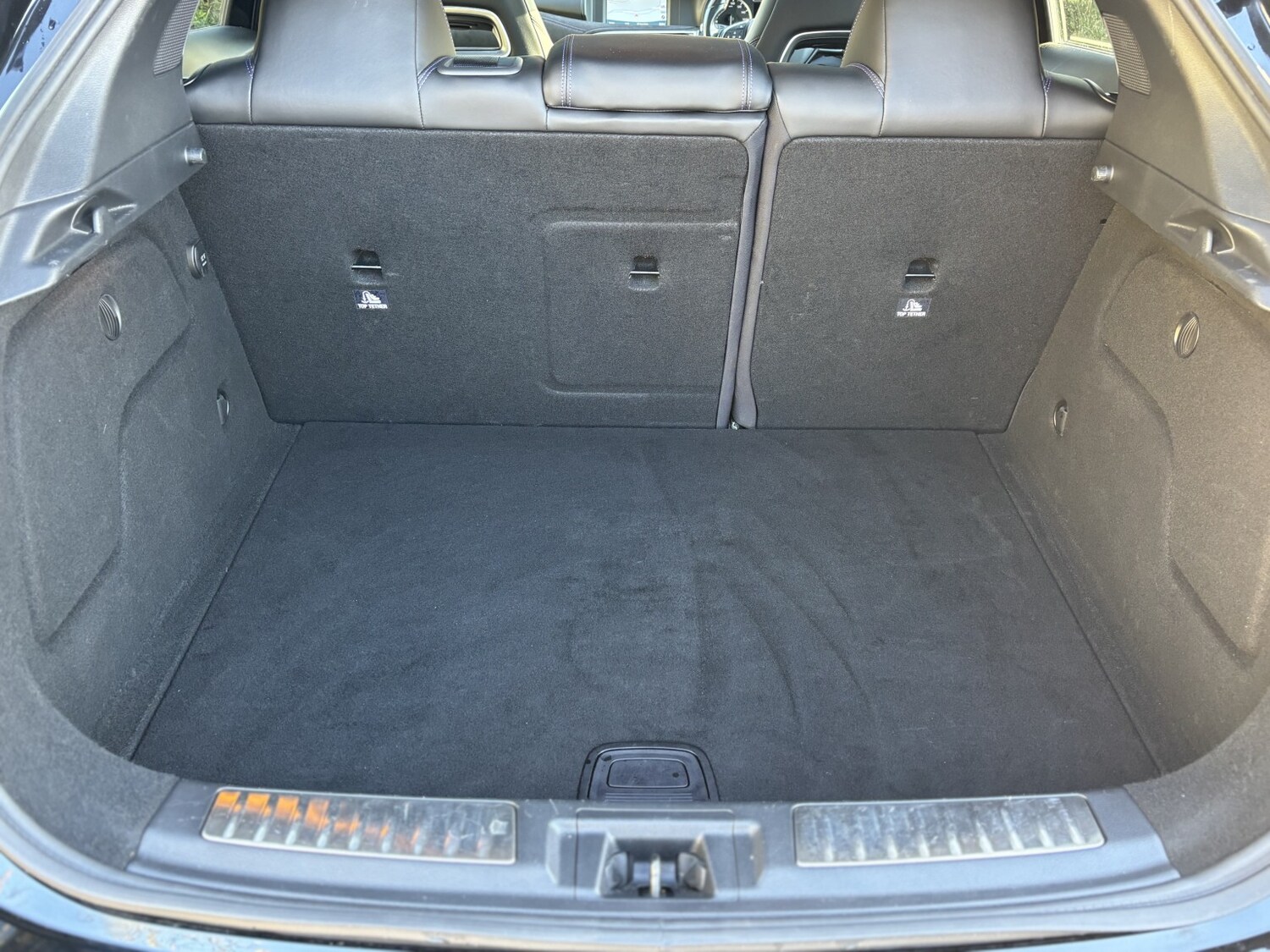 Used Infiniti Q30 2018 for sale - 76536699: Photo 32