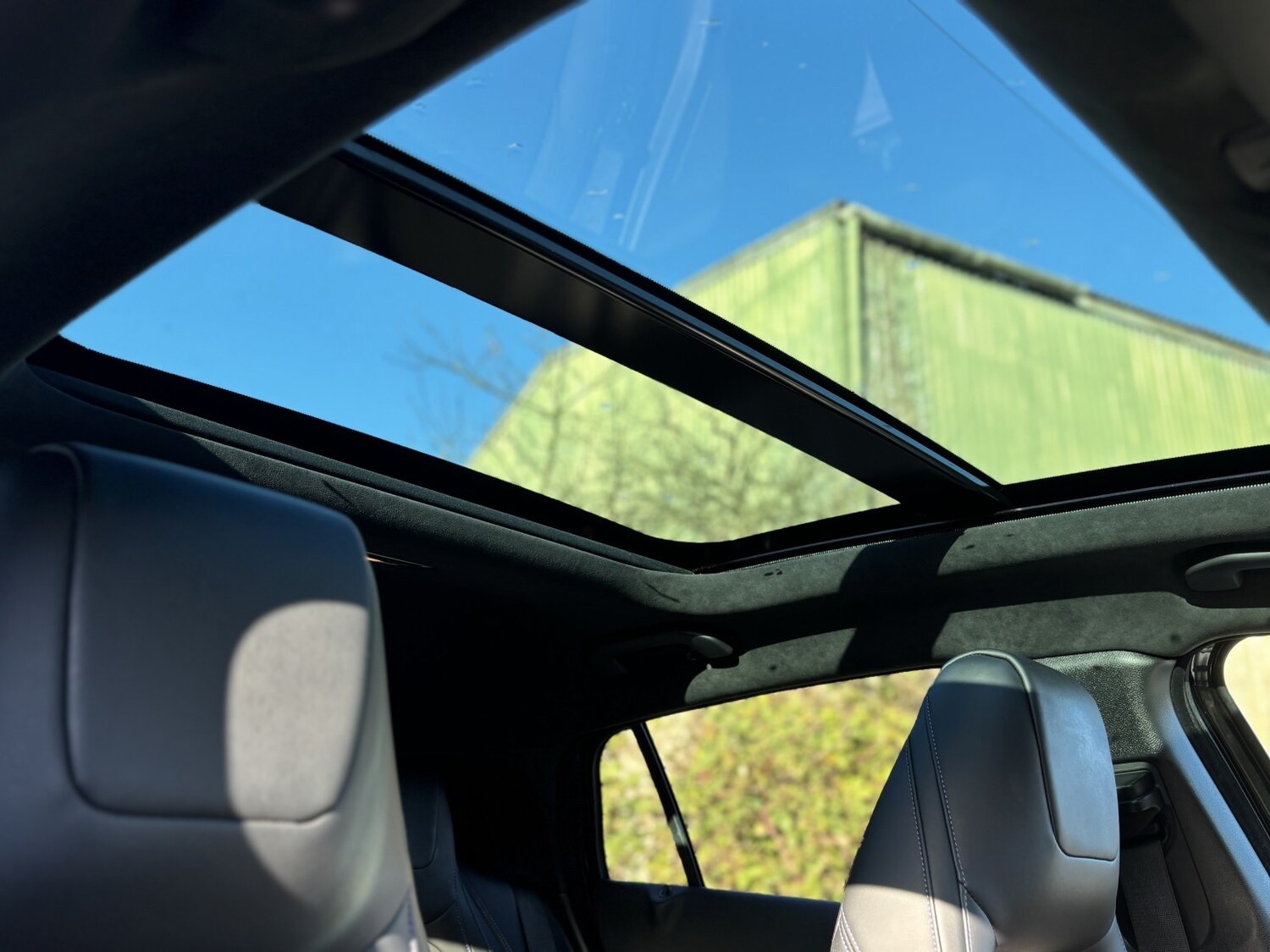 Used Infiniti Q30 2018 for sale - 76536699: Photo 42