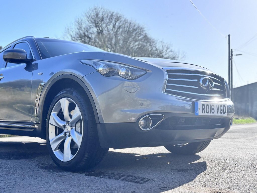 Used Infiniti QX70 2016 for sale - 78106273: Photo 14