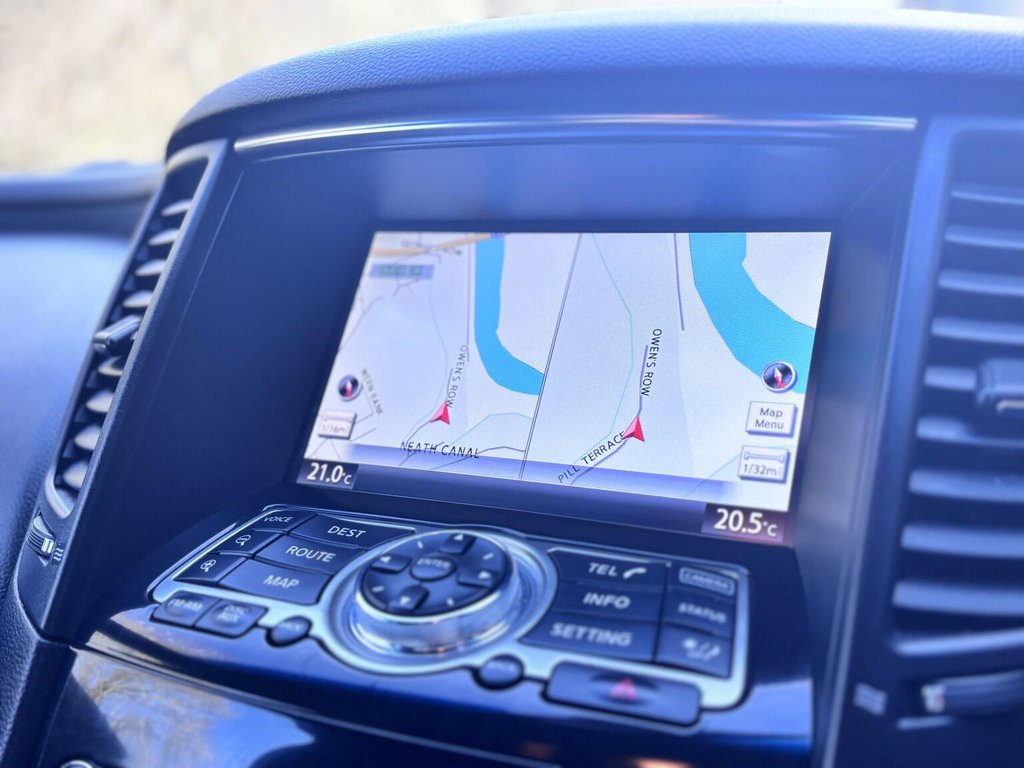 Used Infiniti QX70 2016 for sale - 78106273: Photo 41