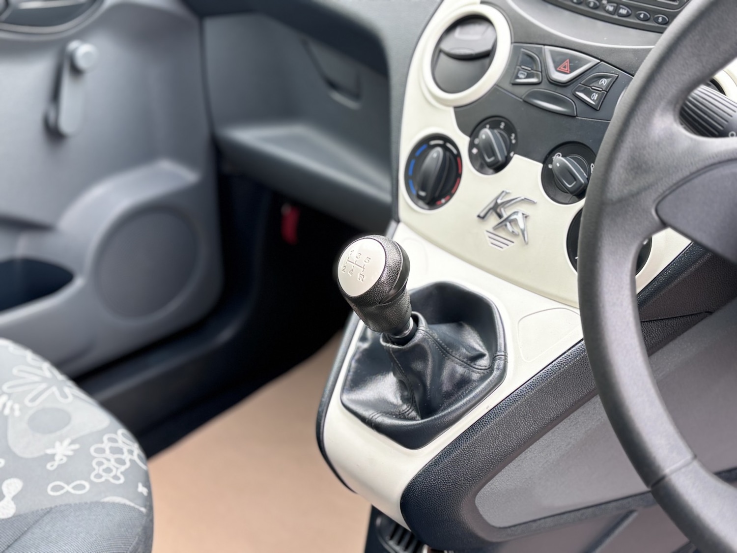 Used Ford Ka 2015 for sale - 77521941: Photo 27