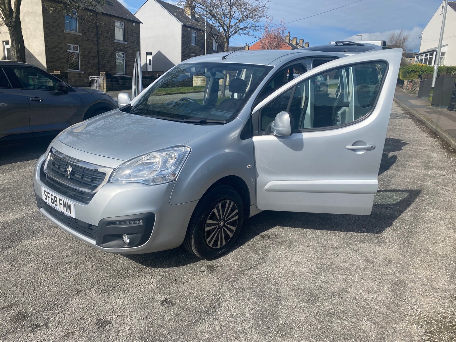 Used Peugeot Partner Tepee 2019 for sale - 77962384: Photo 11