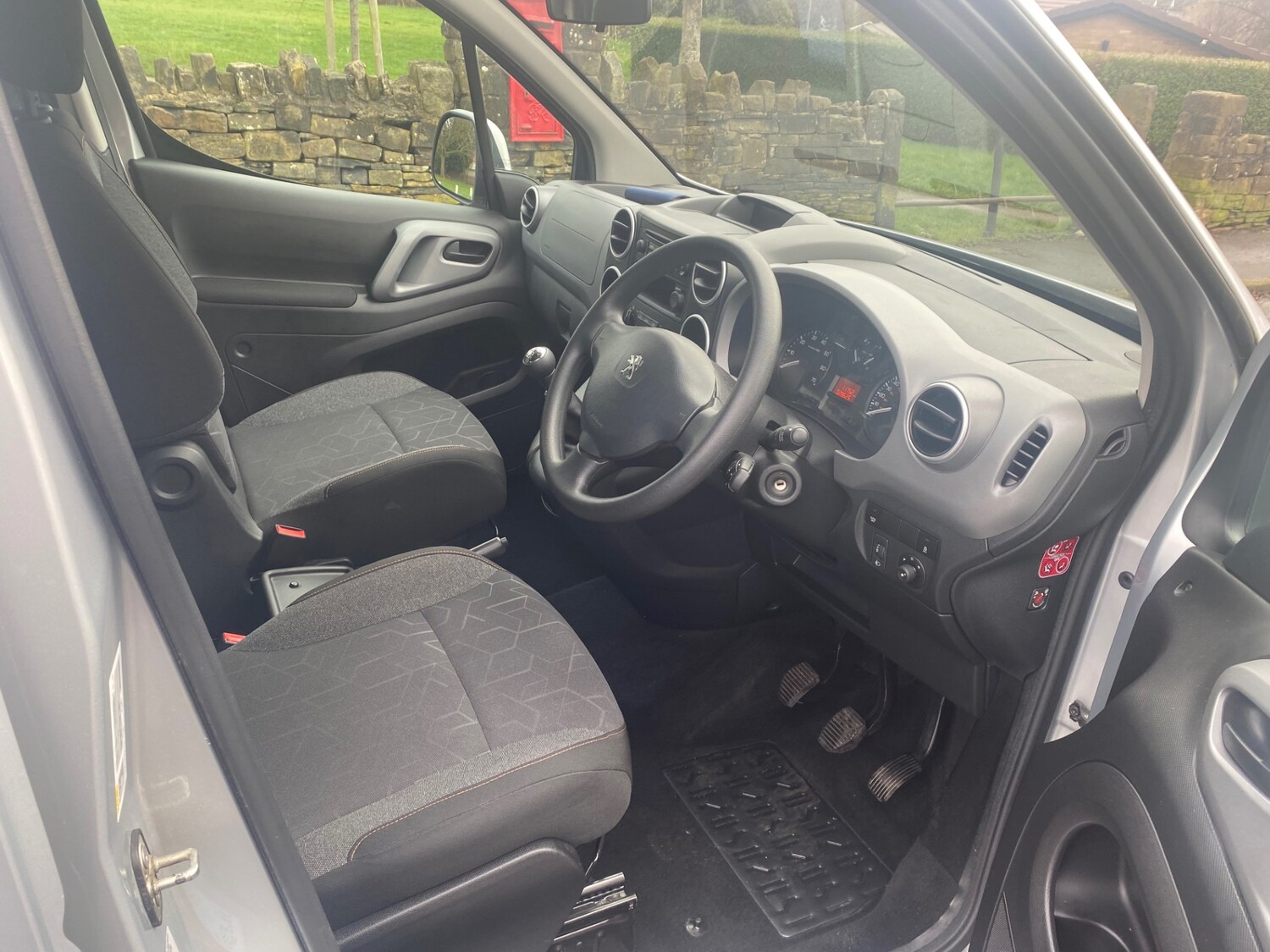 Used Peugeot Partner Tepee 2019 for sale - 77962384: Photo 18