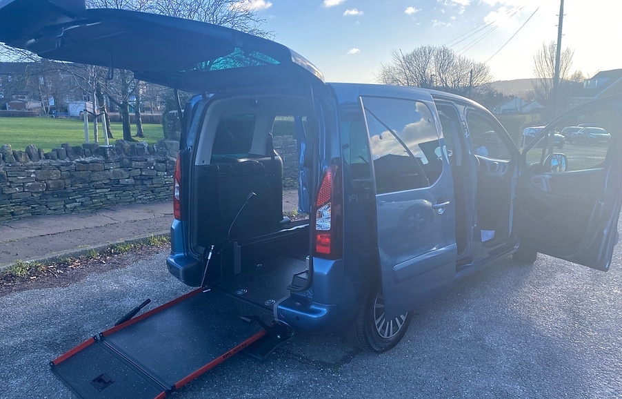 Used Peugeot Partner Tepee 2019 for sale - 77718331: Photo 1