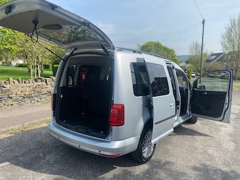Used Volkswagen Caddy Maxi Life 2021 for sale - 79017667: Photo