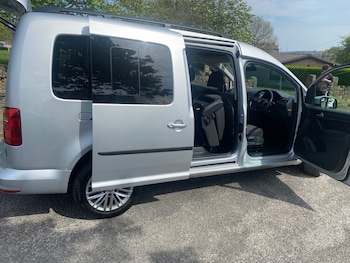 Used Volkswagen Caddy Maxi Life 2021 for sale - 78380044: Photo