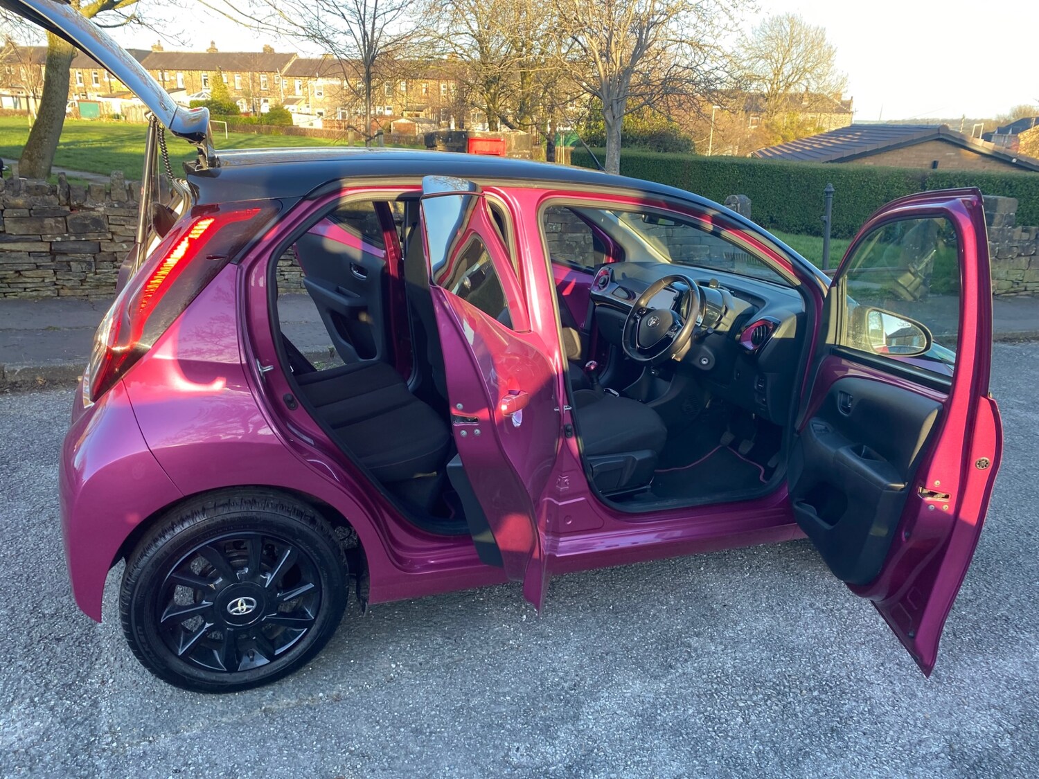 Used Toyota AYGO 2018 for sale - 77917803: Photo 27