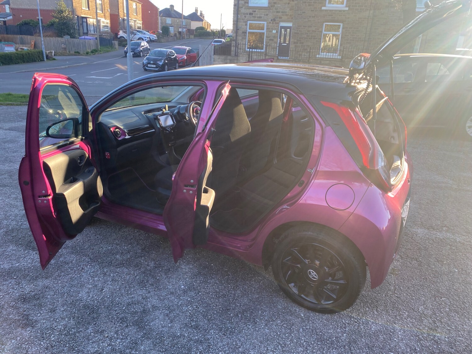 Used Toyota AYGO 2018 for sale - 77917803: Photo 32