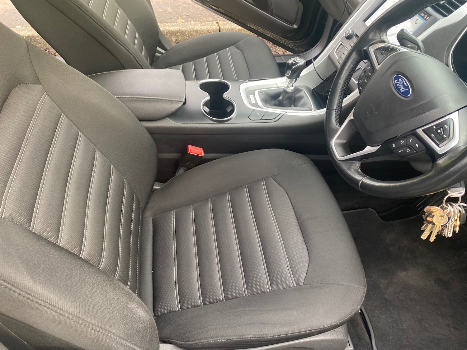 Used Ford Mondeo 2017 for sale - 77270795: Photo 33