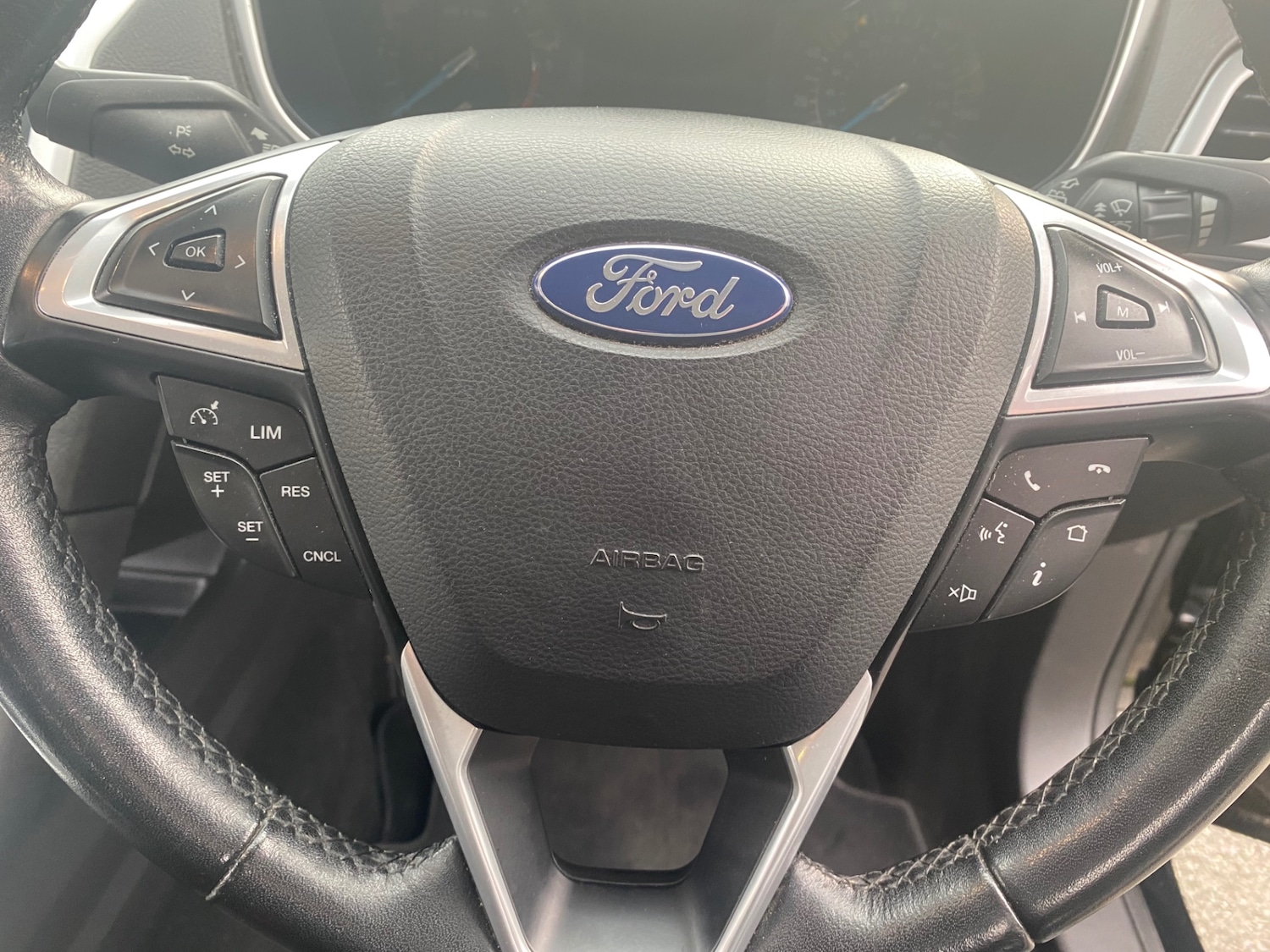 Used Ford Mondeo 2017 for sale - 77270795: Photo 44