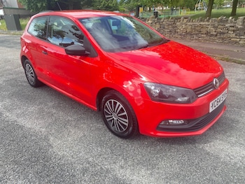 Used Volkswagen Polo 2015 for sale - 79193914: Photo