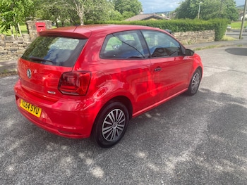 Used Volkswagen Polo 2015 for sale - 78733651: Photo