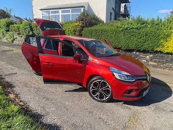 Used Renault Clio 2017 for sale - 79834948: Photo