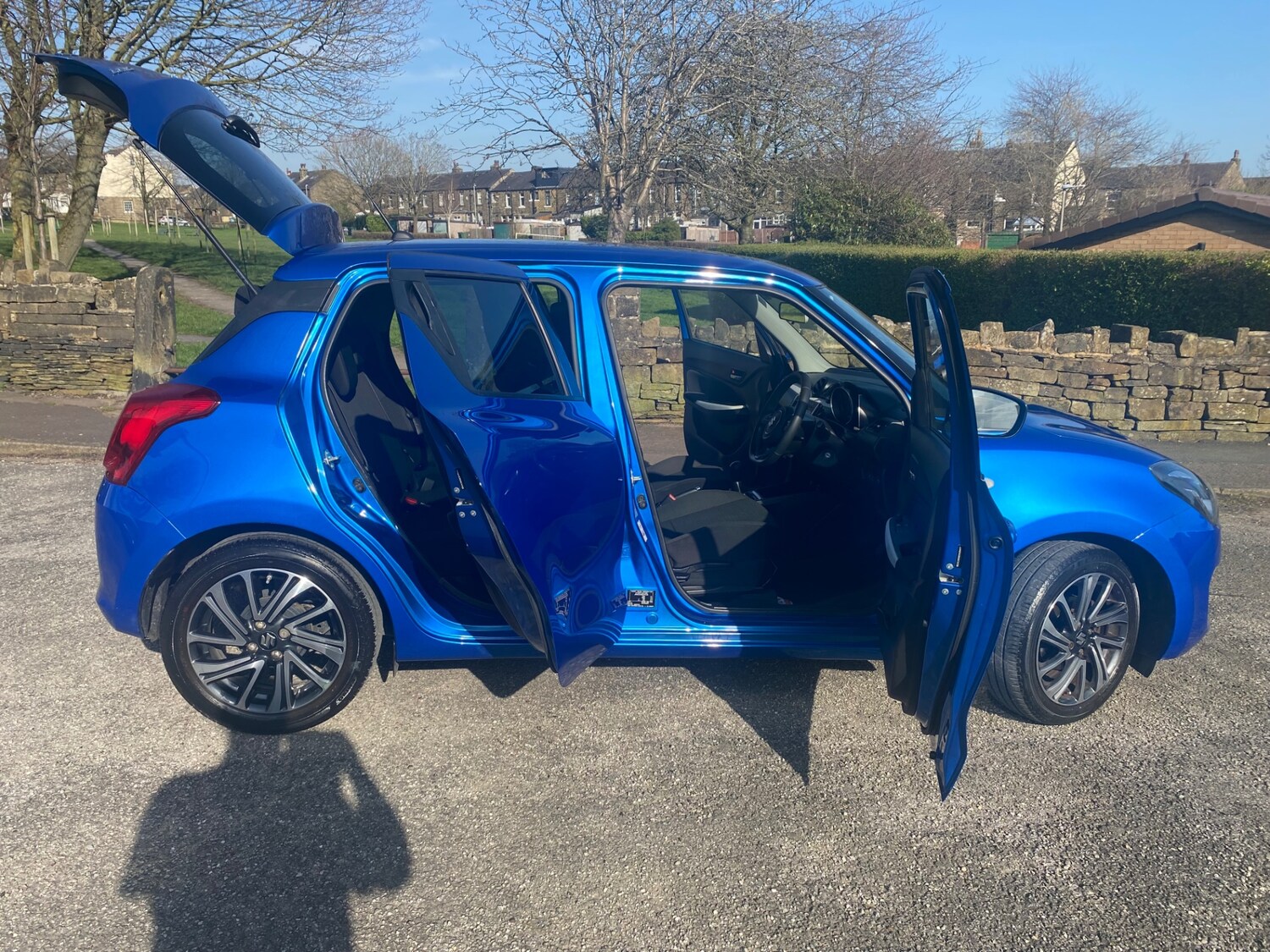 Used Suzuki Swift 2023 for sale - 77872941: Photo 33