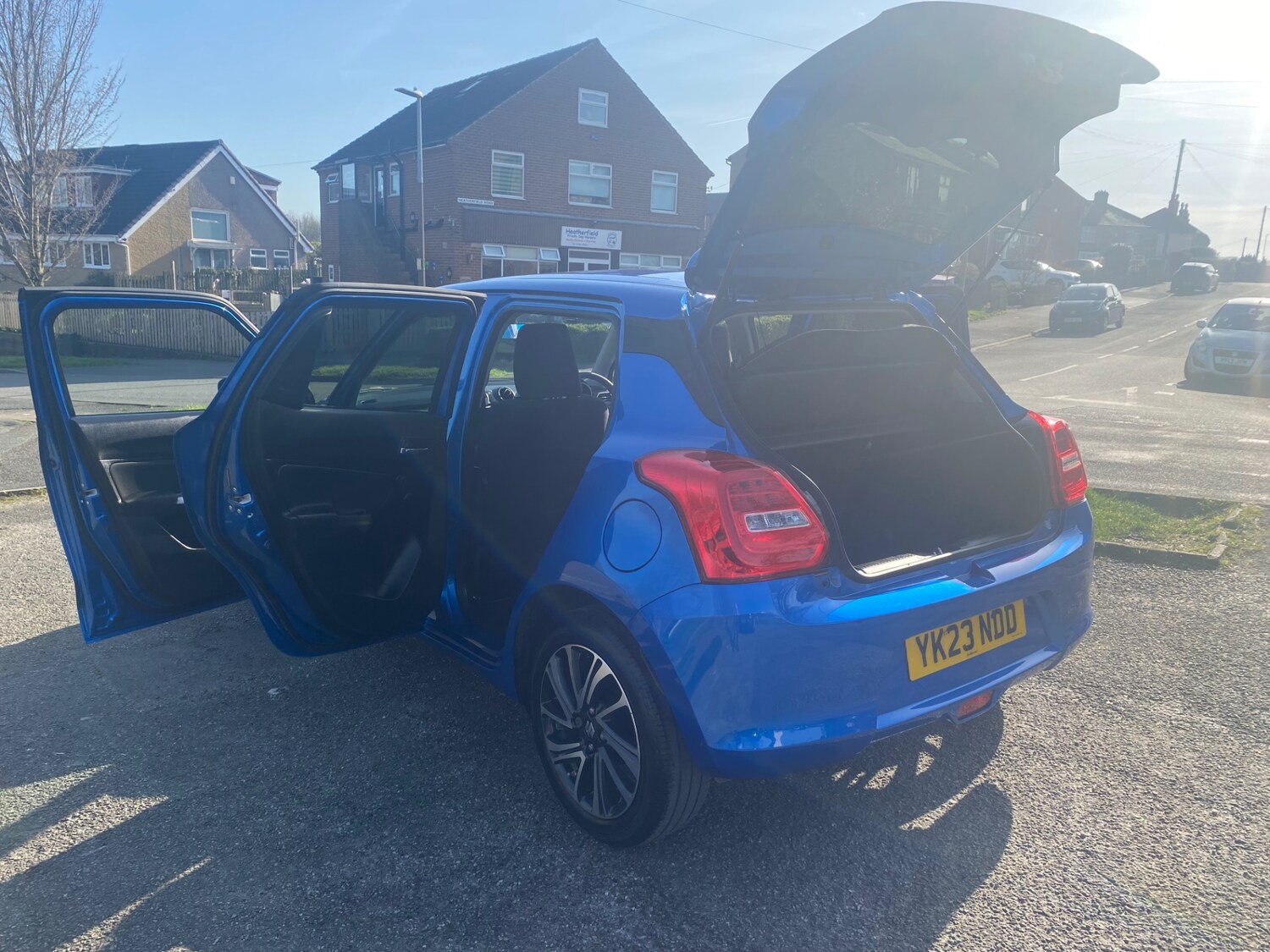 Used Suzuki Swift 2023 for sale - 77872941: Photo 38