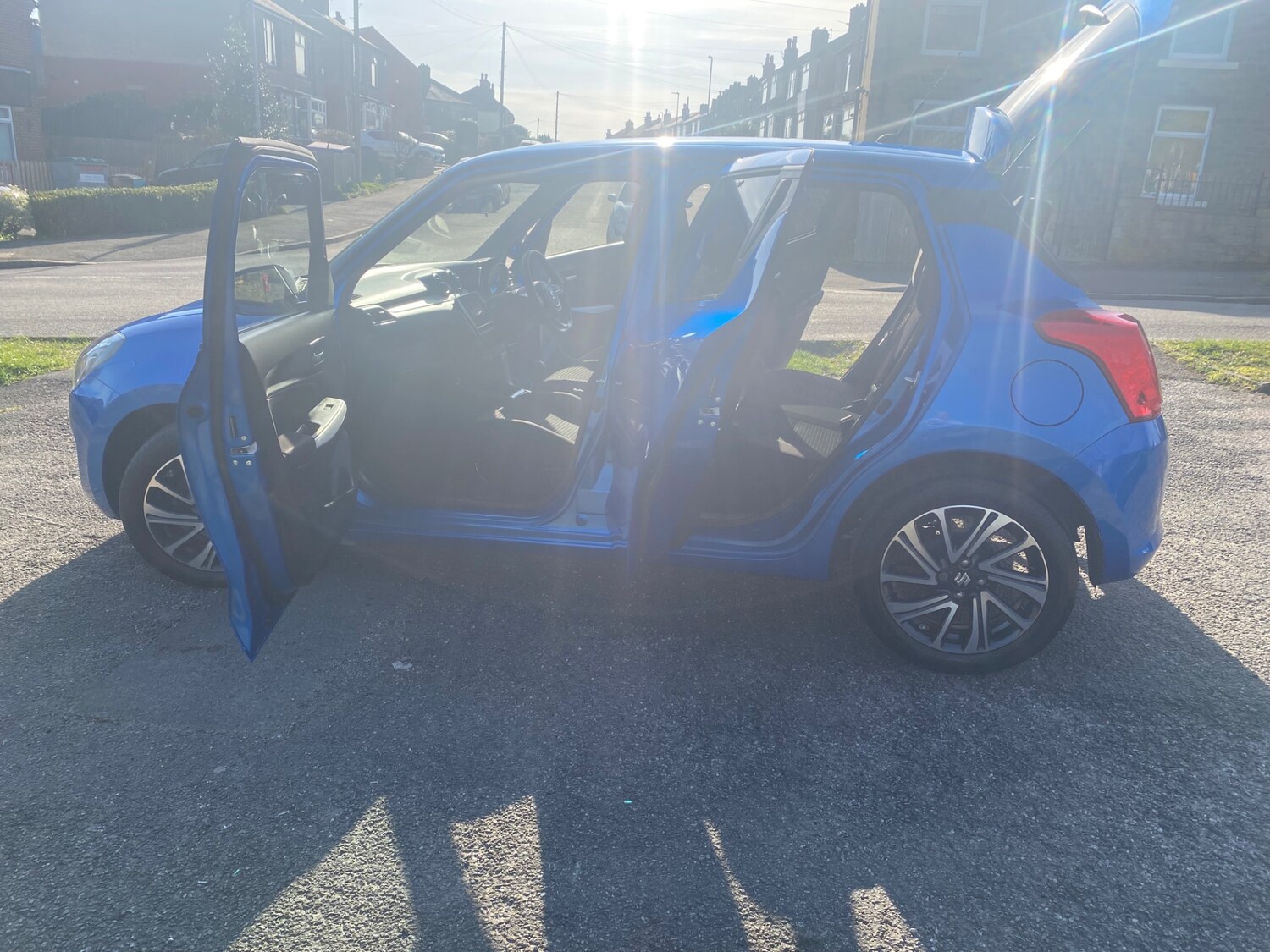 Used Suzuki Swift 2023 for sale - 77872941: Photo 40