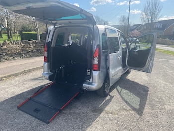 Used Peugeot Partner Tepee 2019 for sale - 78537608: Photo