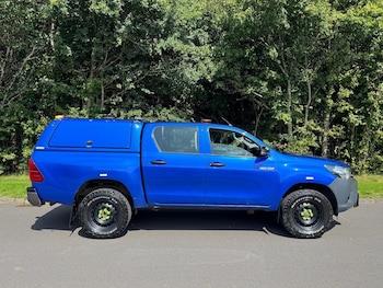 Used Toyota Hilux 2018 for sale - 75561664: Photo