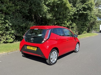 Used Toyota AYGO 2017 for sale - 79098419: Photo