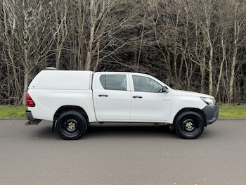 Used Toyota Hilux 2020 for sale - 77715063: Photo