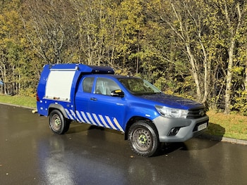 Toyota - Hilux