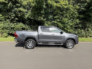 Used Toyota Hilux 2019 for sale - 79765347: Photo