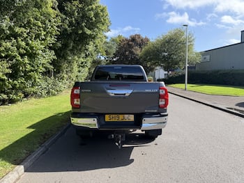 Used Toyota Hilux 2019 for sale - 79765347: Photo