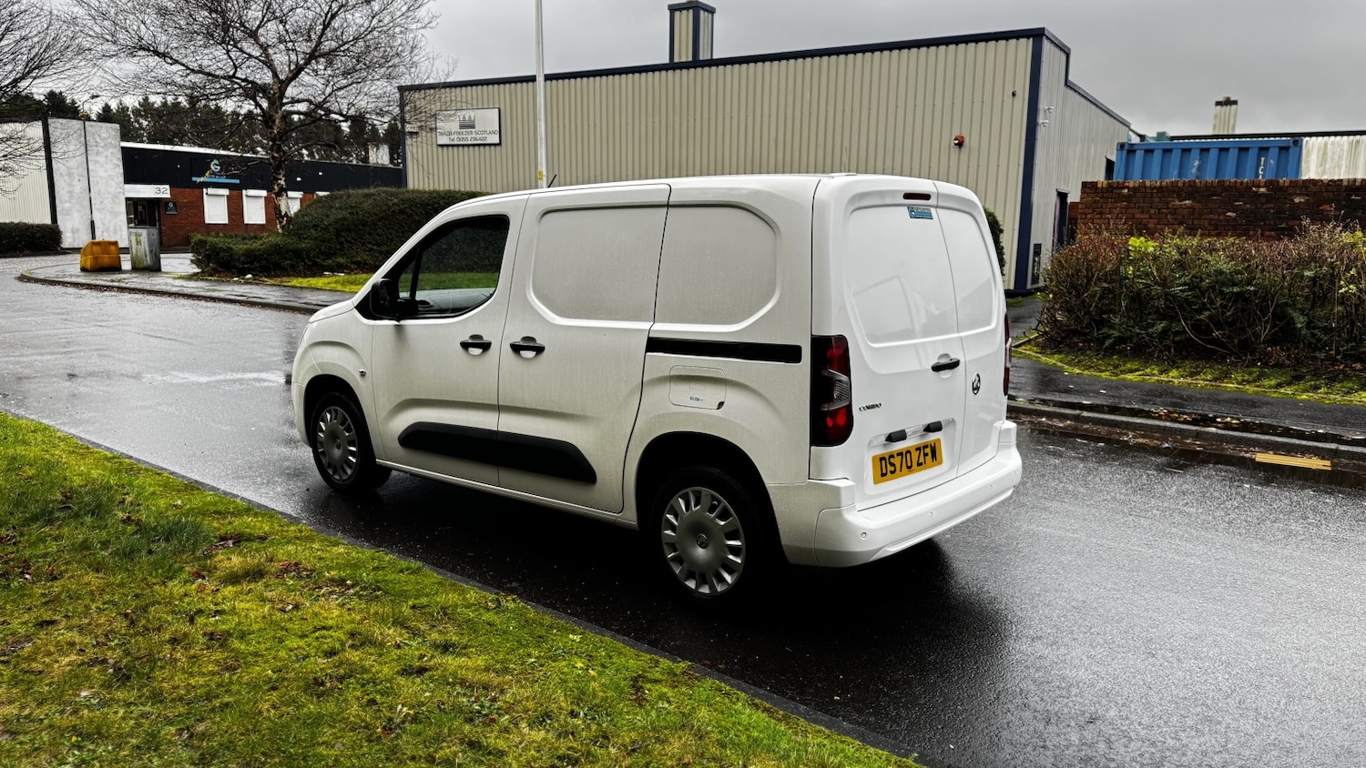 Used Vauxhall Combo 2020 for sale - 76918463: Photo 4