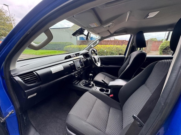 Used Toyota Hilux 2018 for sale - 75604151: Photo 10