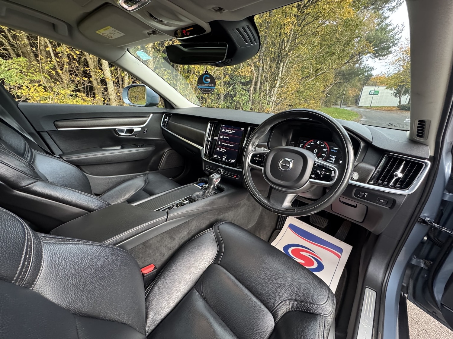 Used Volvo V90 Cross Country 2017 for sale - 76358213: Photo 11