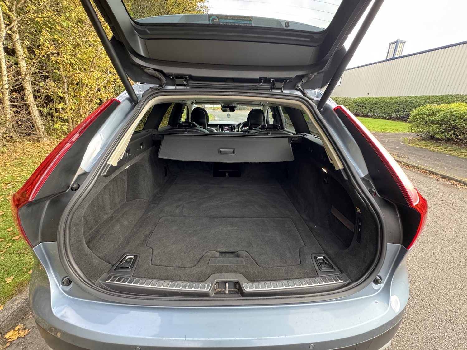 Used Volvo V90 Cross Country 2017 for sale - 76358213: Photo 14