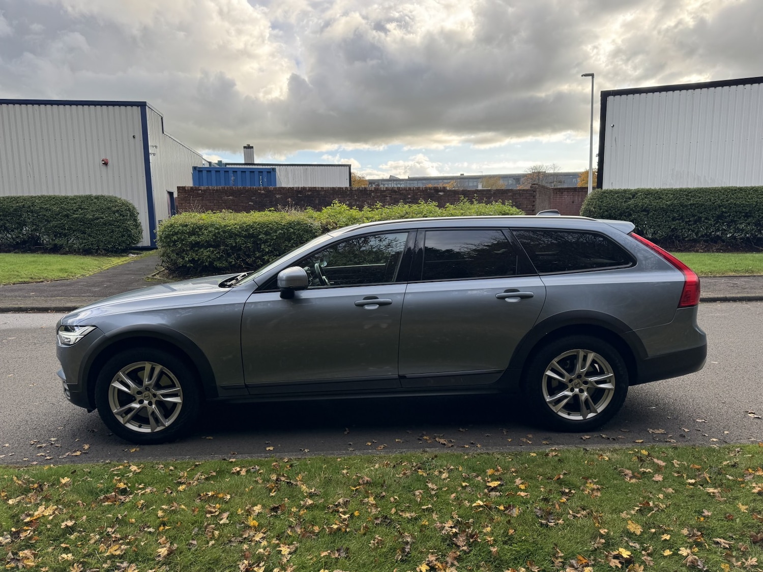 Used Volvo V90 Cross Country 2017 for sale - 76358213: Photo 6