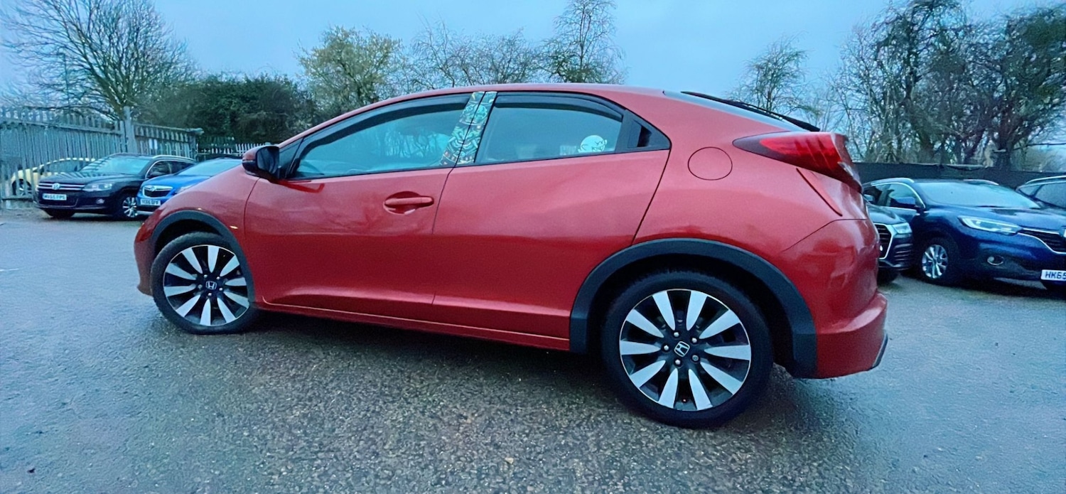 Used Honda Civic 2014 for sale - 77059874: Photo 4