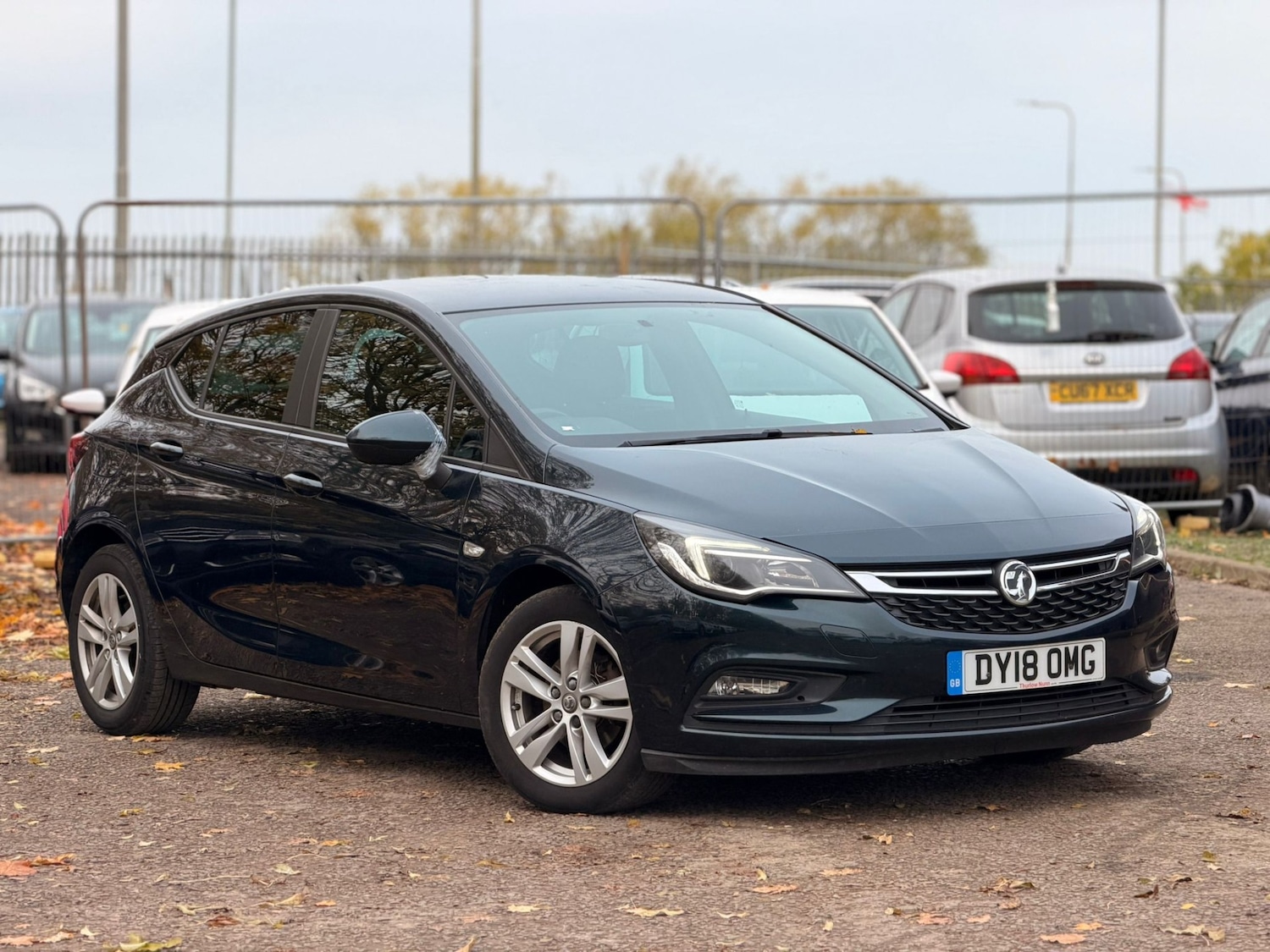 Used Vauxhall Astra 2018 for sale - 77059879: Photo 1