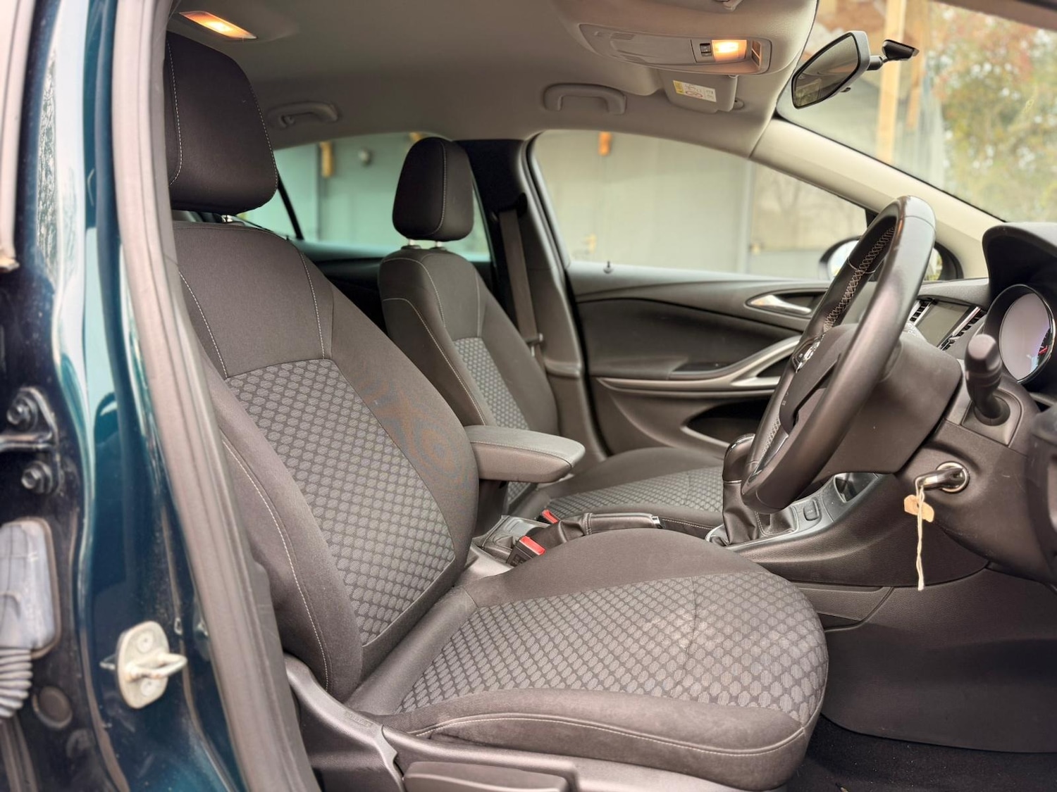 Used Vauxhall Astra 2018 for sale - 77059879: Photo 18