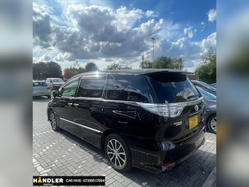 Used Toyota Estima 2013 for sale - 76250758: Photo