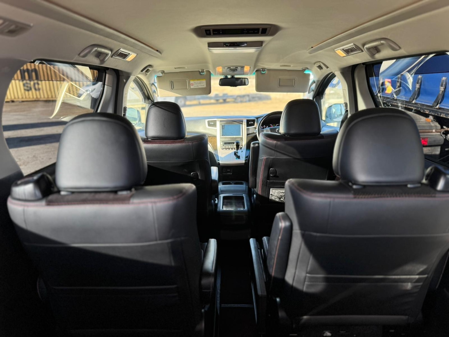 Used Toyota Vellfire 2026 for sale - 77931917: Photo 17